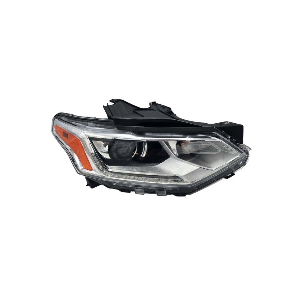 2018-2021 Chevy Traverse RH Passenger HID Xenon Headlight OEM 84887858